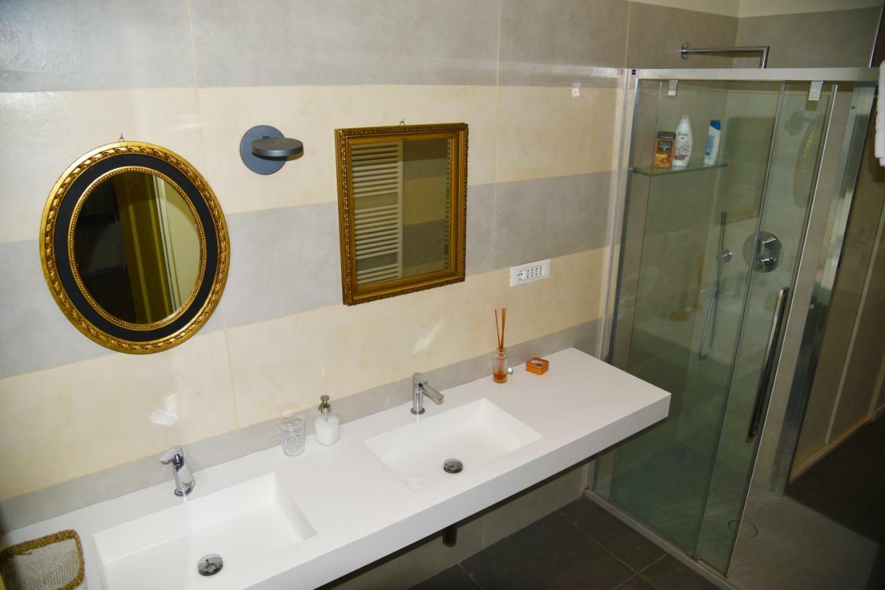 L'Amande Appartement Genua Buitenkant foto